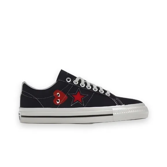 Comme des Garcons PLAY x Converse One Star Ox Black 1
